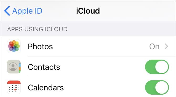 iCloud Contacts option turned on in iPhone settings a9CovLfs DzTechs | كيفية نقل جهات الاتصال من iPhone إلى iPhone آخر