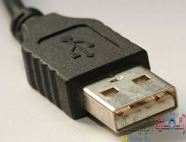 تعرف على دلالة الالوان التي تاتي بها مخارج USB و مختلف المنافذ - شروحات