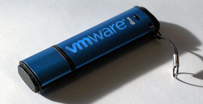 vmware boot usb | كيفية التمهيد من محرك أقراص USB في VMware