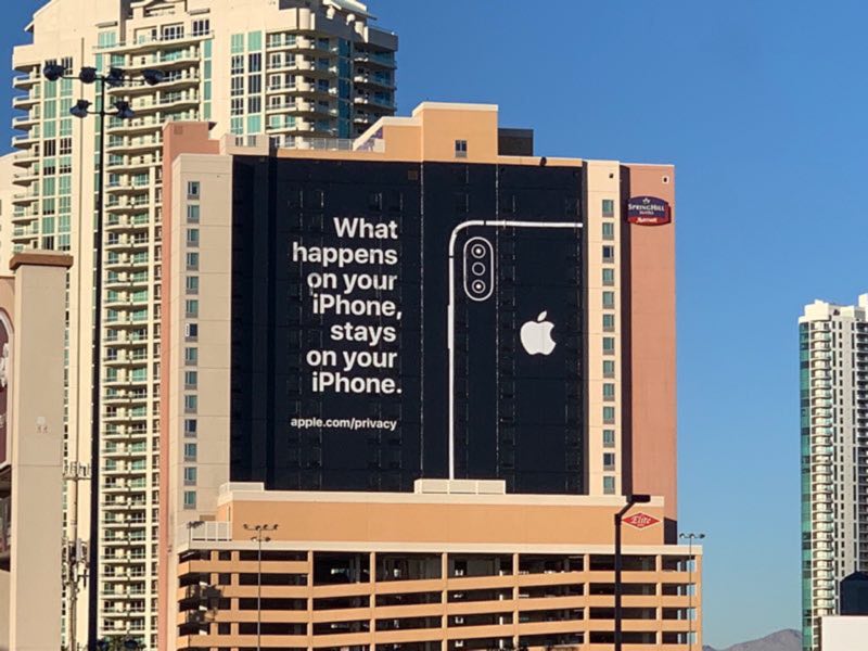 تقول Apple "ما يحدث على iPhone الخاص بك ، يبقى على iPhone الخاص بك" في CES - iOS