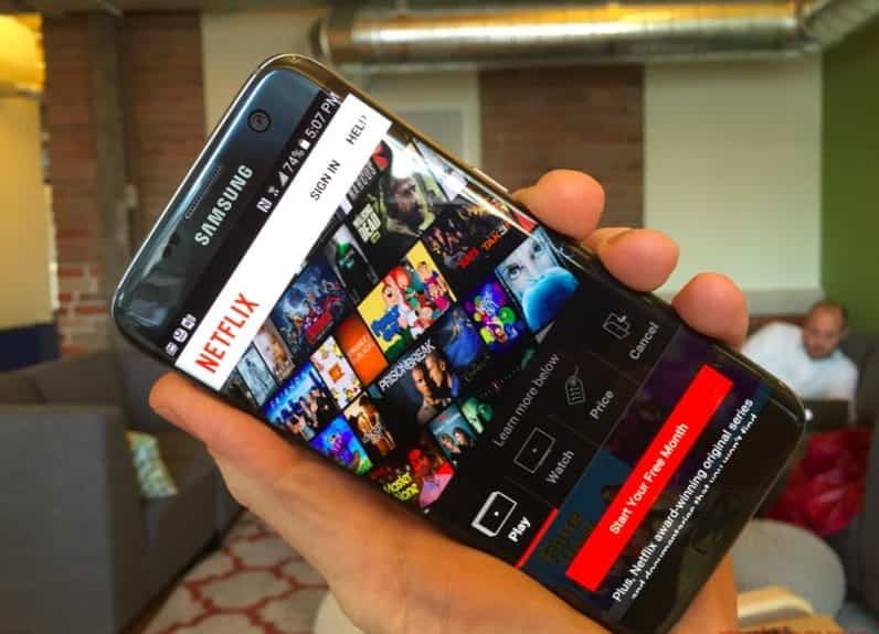 كيف يُمكن توفير المساحة على Android عن طريق نقل محتوى Netflix إلى بطاقة SD - Android