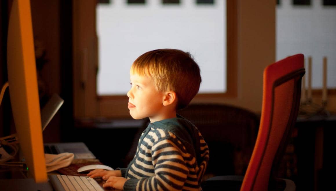 Flickr Lars Plougmann CCBY20 1 M4Mgpfgs DzTechs | أفضل ألعاب أمان الإنترنت لمساعدة الأطفال على أن يصبحوا أكثر ذكاءً عبر الإنترنت