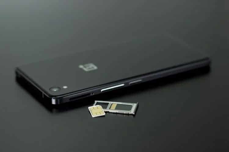 كيفية إلغاء تأمين بطاقة SIM لهاتف Android الذكي أو الجهاز اللوحي - Android