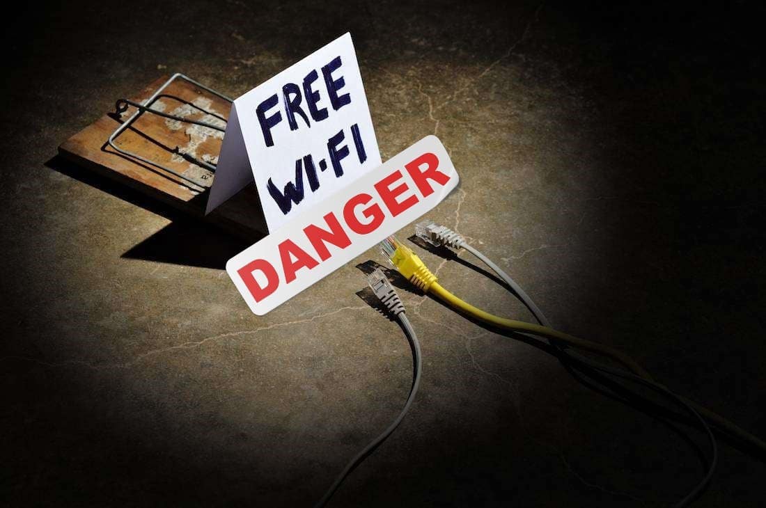 أكثر مخاطر تسجيل الدخول إلى شبكات Wi-Fi العامة - حماية