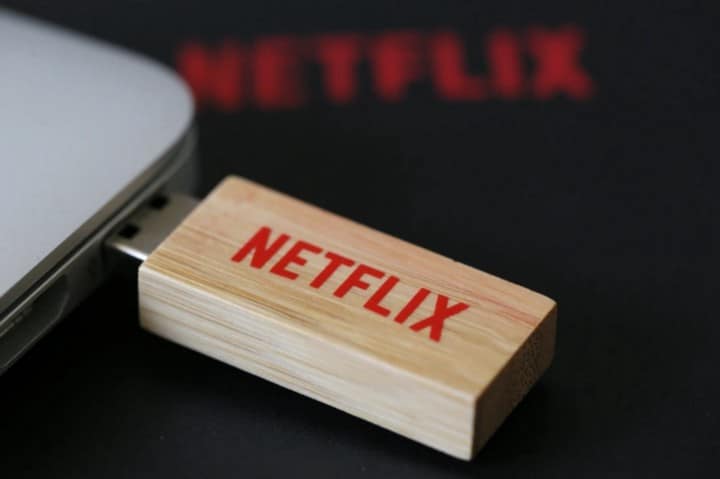 استخدام شبكة VPN مع Netflix: هل هي قانونية وأخلاقية؟ - شروحات