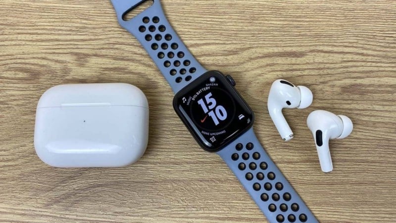 كيفية توصيل AirPods وسماعات الرأس اللاسلكية بـ Apple Watch - Apple Watch