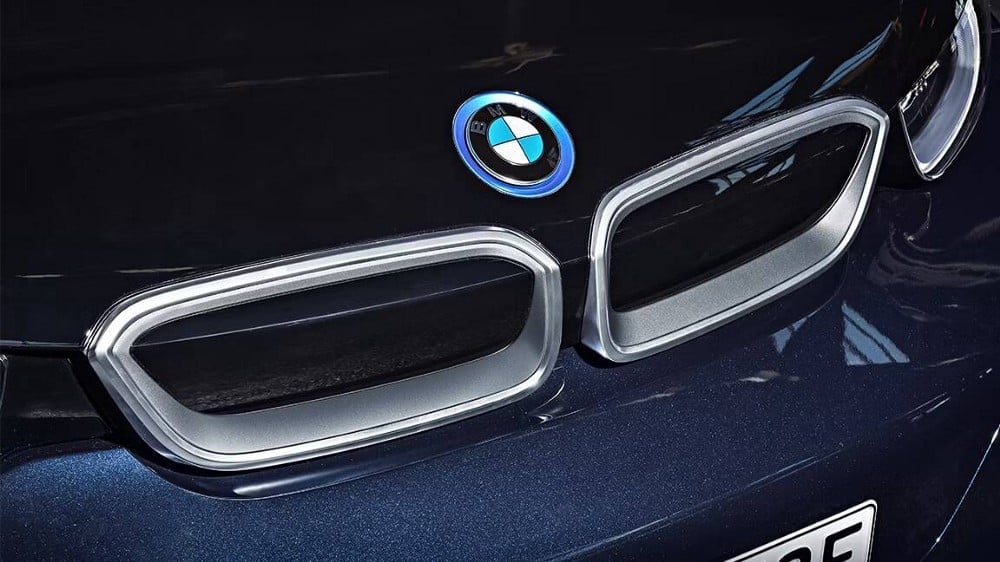 لماذا تُعتبر سيارة BMW i3 واحدة من أفضل السيارات الكهربائية المُستعملة - السيارات الكهربائية مقالات