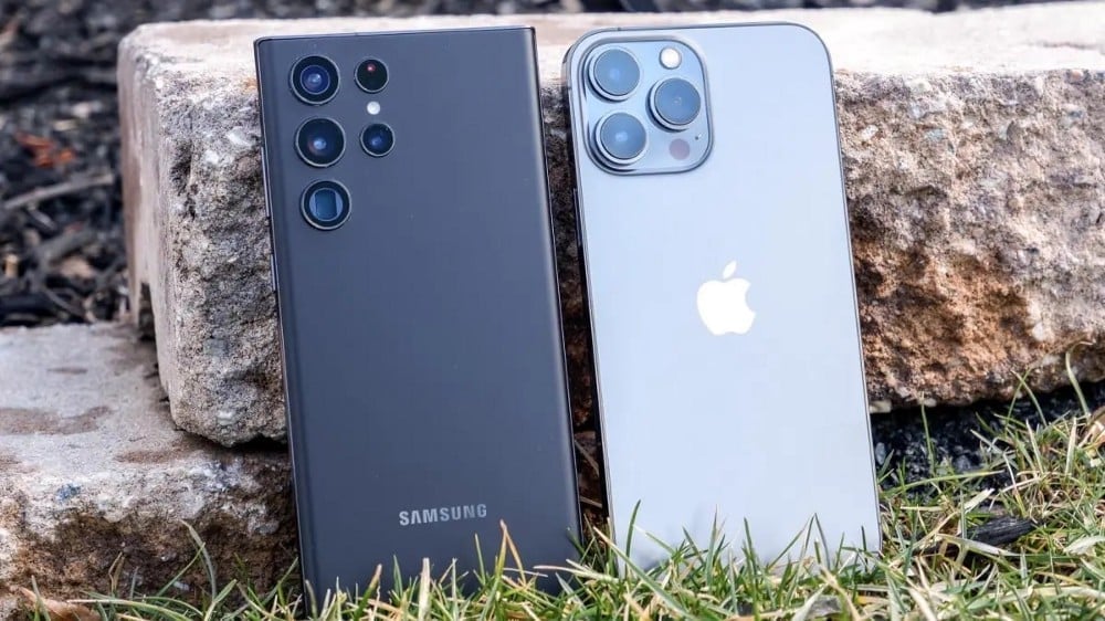 مُقارنة بين Samsung Galaxy S23 Ultra و iPhone 14 Pro Max: أيهما أفضل؟ - مراجعات