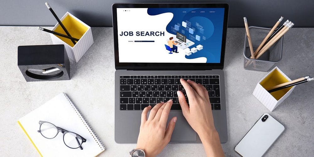 مواقع البحث عن الوظائف لمساعدتك على تغيير المهنة - العمل والوظيفة