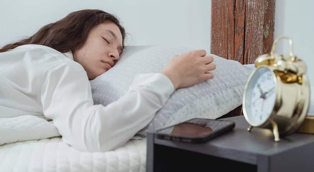 لماذا الاعتماد على مُتتبع النوم يُمكن أن يضر بصحتك - الصحة والعافية