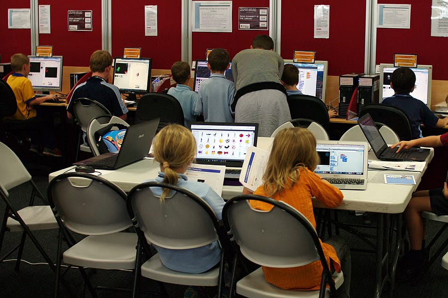 دليل تدريس أطفالك البرمجة باستخدام Raspberry Pi: استراتيجيات تعليمية مُحسّنة - Raspberry Pi شروحات