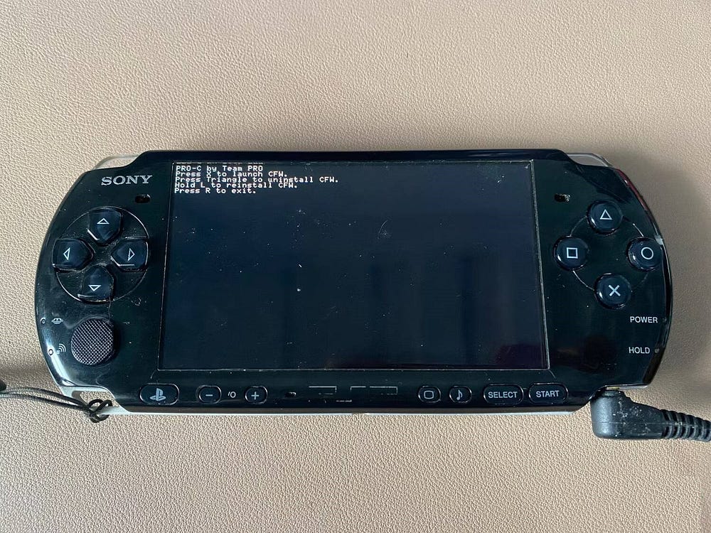 كيفية تحويل PSP إلى محاكي لتشغيل ألعاب Game Boy - شروحات