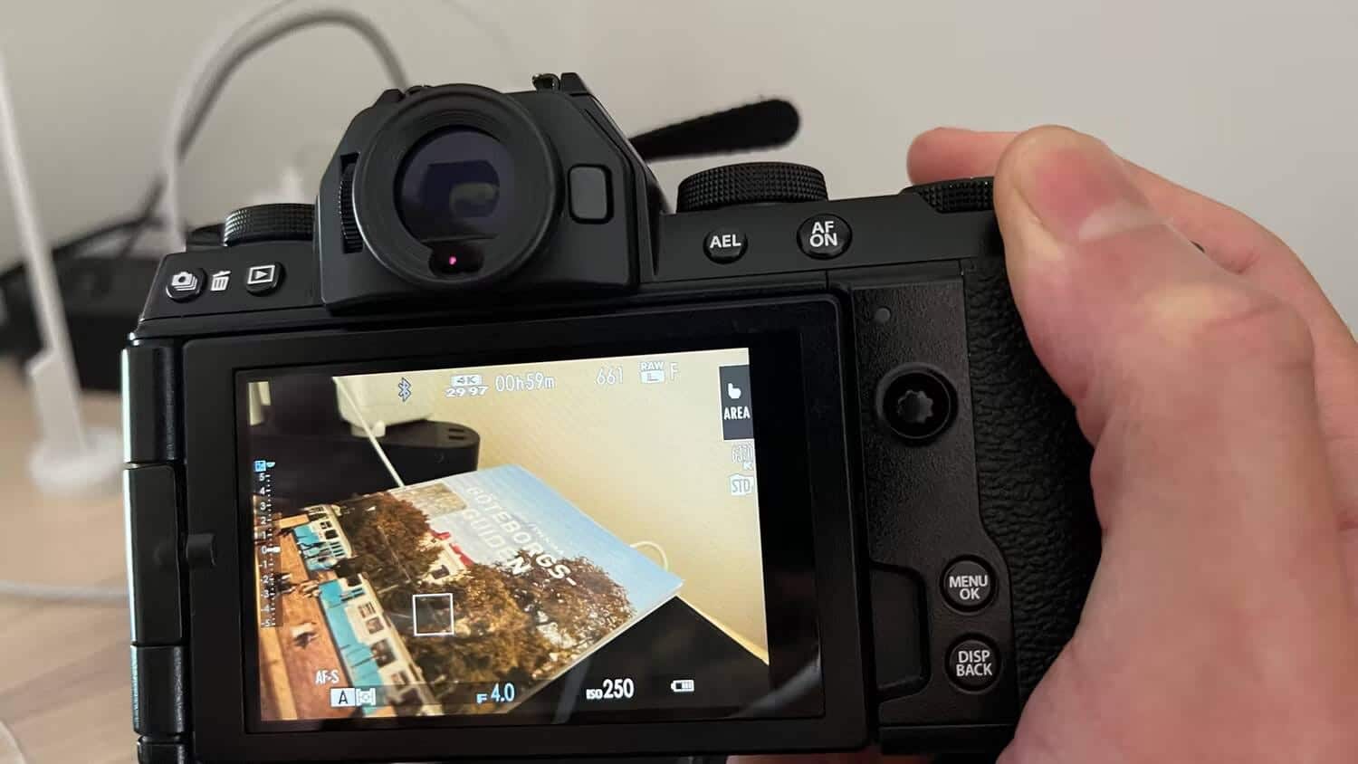 تحسين إعدادات الكاميرا للتصوير الفوتوغرافي في الإضاءة المُنخفضة - التصوير الفوتوغرافي