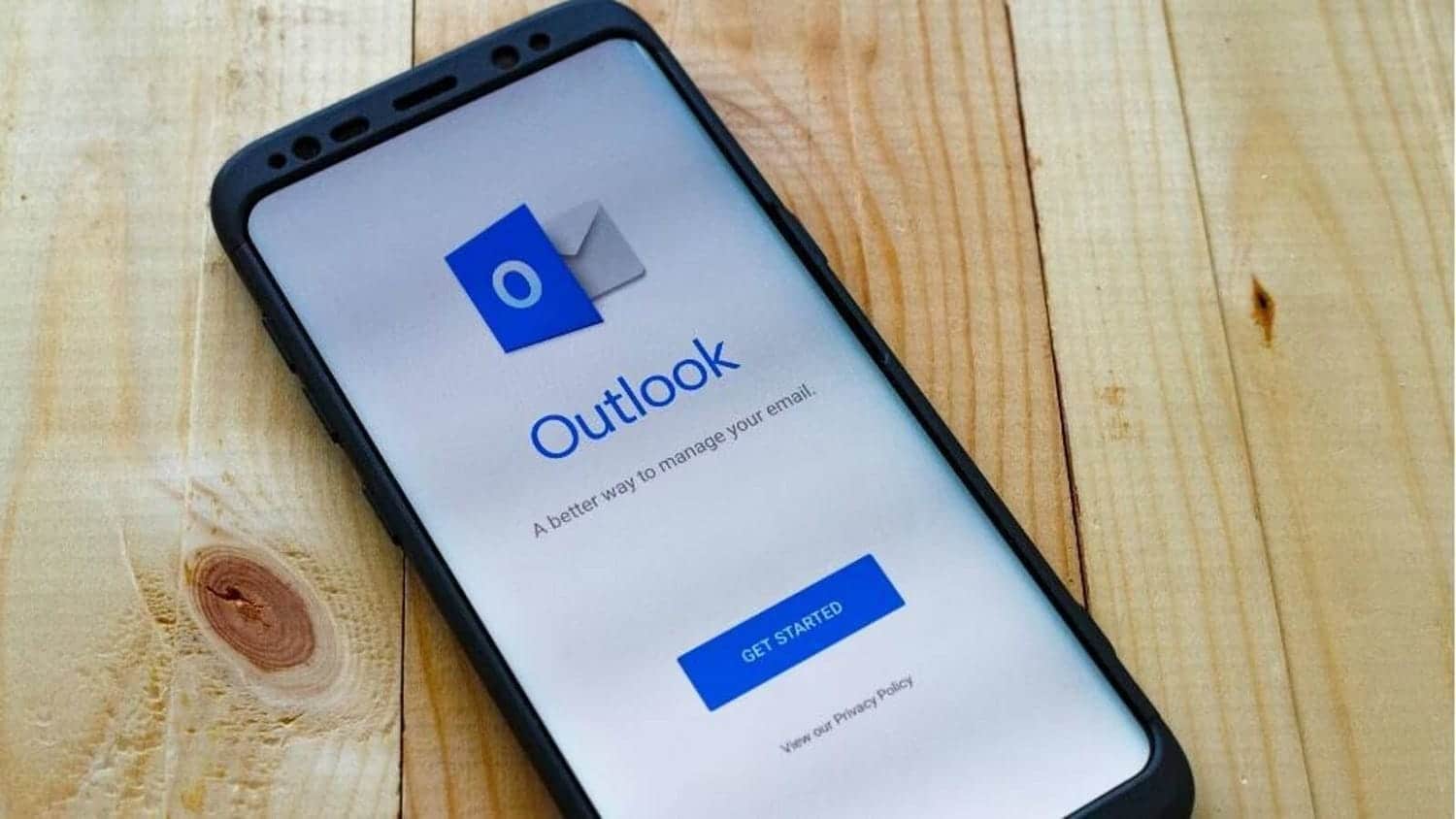 هل تستحق ميزة الإملاء الجديدة في Outlook الاستخدام من أجل إدارة بريدك الإلكتروني؟ - شروحات