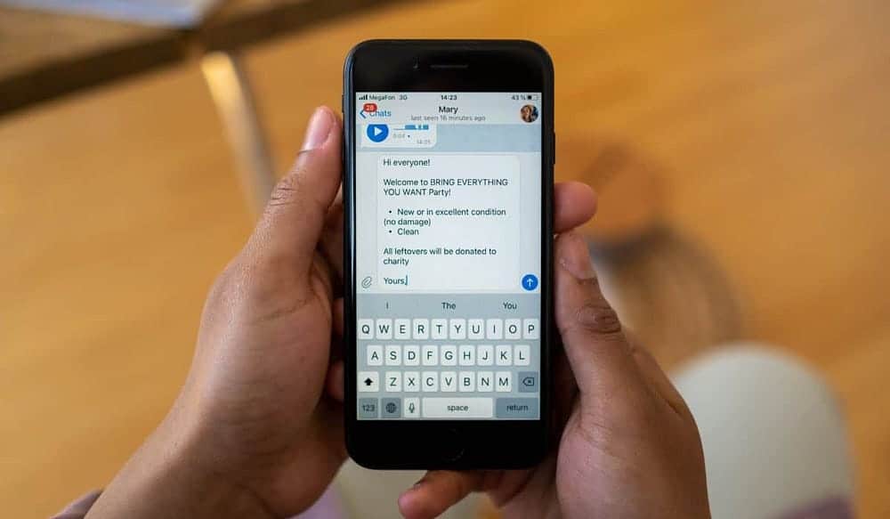 كيفية البحث عن الرسائل القديمة (والتمرير إليها) على الـ iPhone الخاص بك - iOS