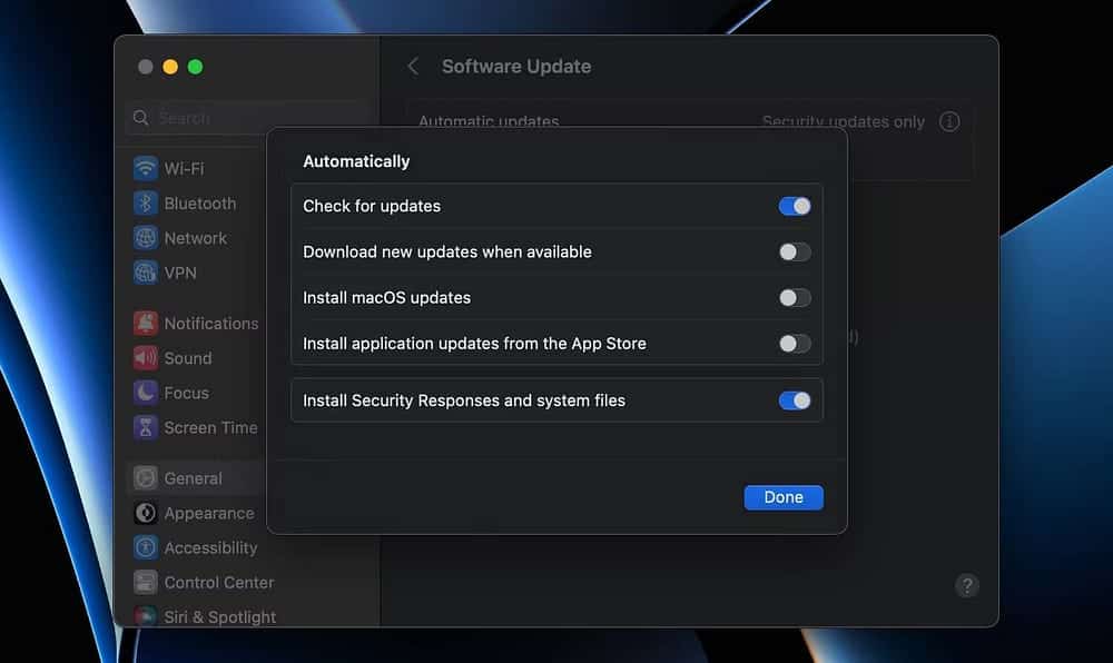 ما هي تحديثات الاستجابات الأمنية السريعة؟ (وكيفية تمكينها) - iOS Mac