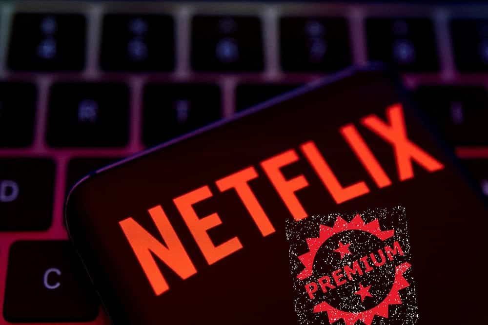 هل خطة Netflix المُميزة تستحق التكلفة المعروضة؟ - مقالات