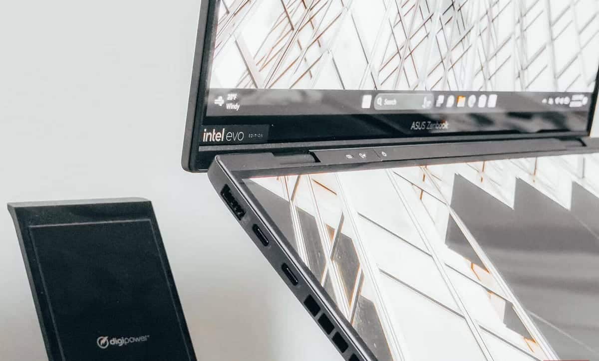 مراجعة ASUS Zenbook DUO UX8406: هل هذا هو البديل المثالي لـ Surface Neo المُعلن؟ - مراجعات