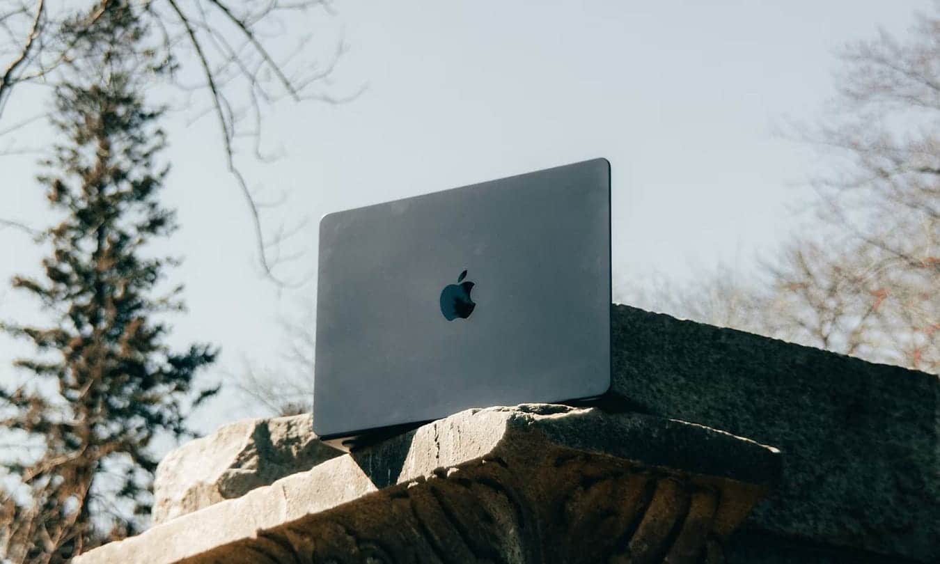 مُراجعة Apple M3 MacBook Air (13 بوصة): لماذا قد تُفكر في أن تشتري أي شيء آخر؟ - Mac